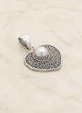 Pearl Beaded Byron Pendant PP013