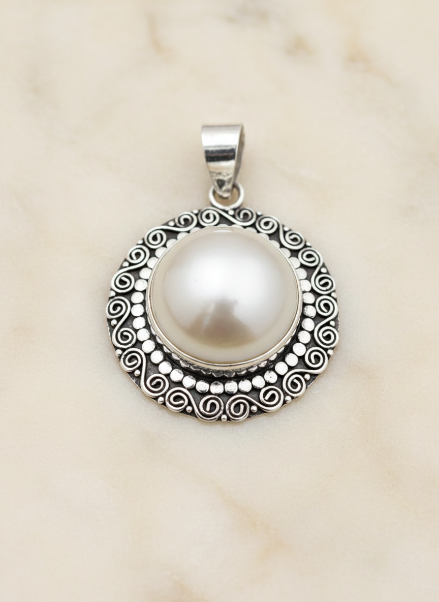Pearl Swirl Byron Pendant PP023