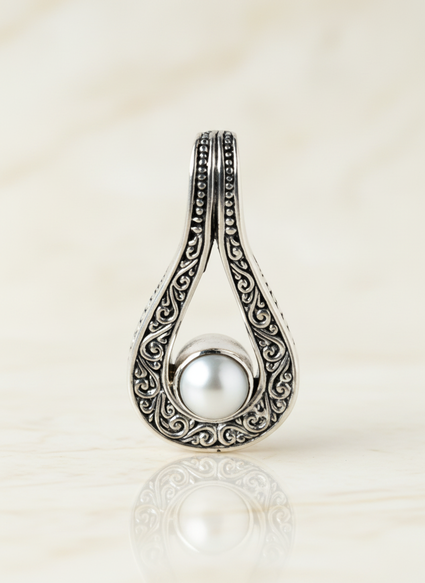 Pearl Swirl Loop Byron Pendant PP031